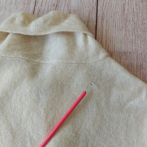 Vince fitted cashmere pullover wrap sweater sz XS - Picture 9 of 9